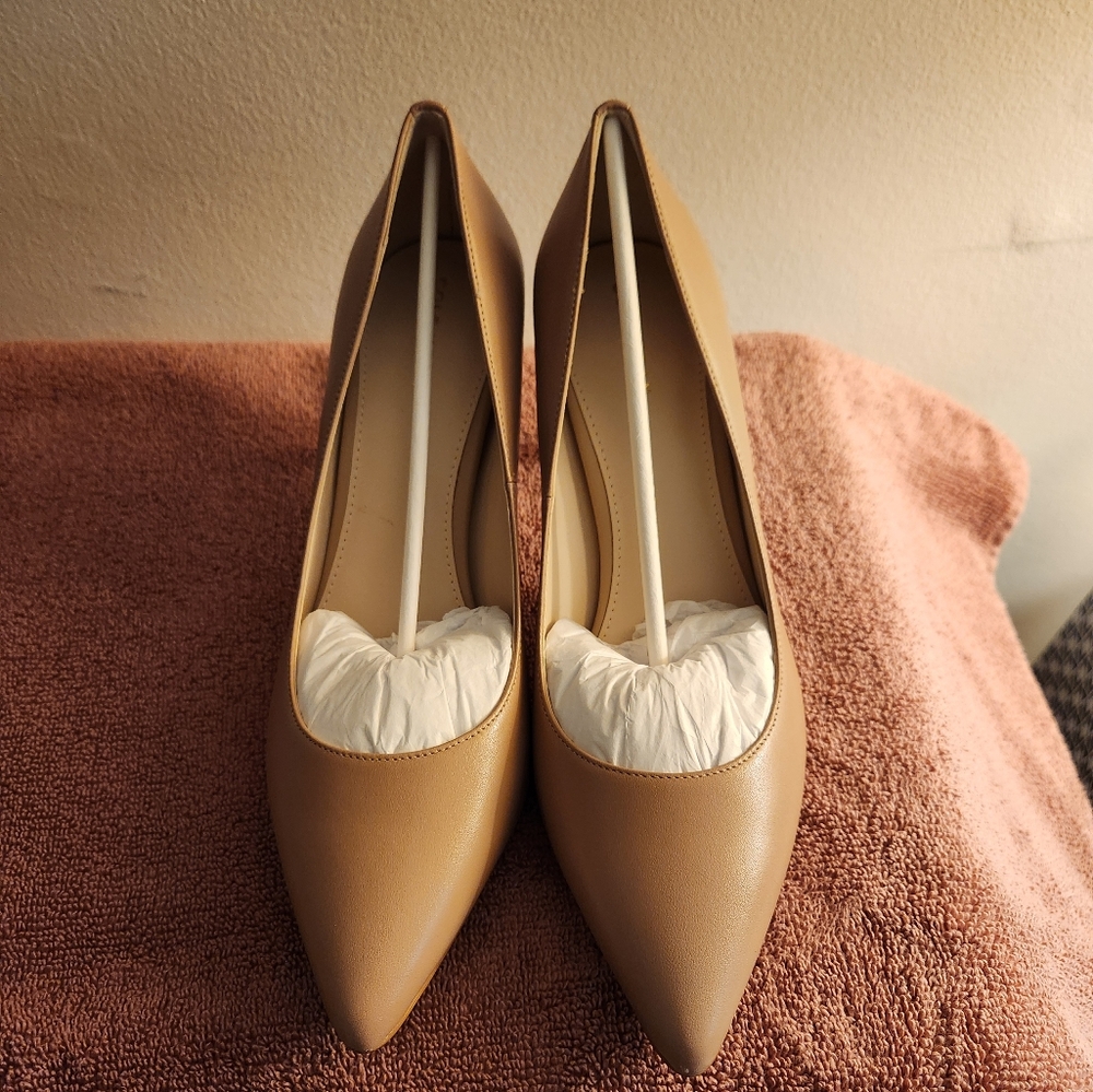 Cole Haan Pumps